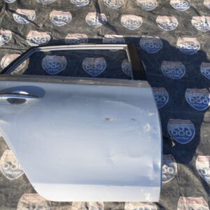 Sentra 13-17 -R- B-5044 puerta derecha trasera