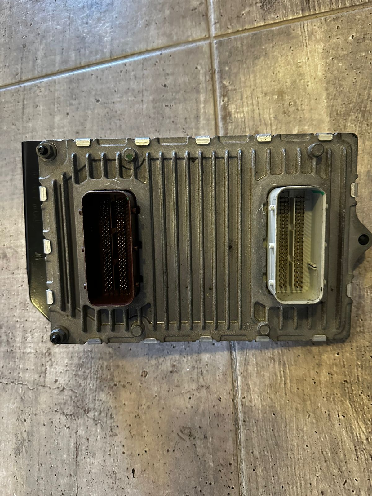 Computadora de motor charger 2012 P05150545AE