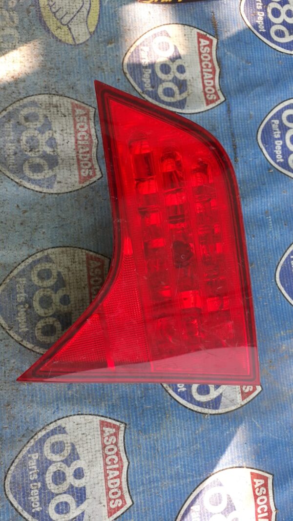 Civic sedan 06-11 -R- C-0856 mica derecha