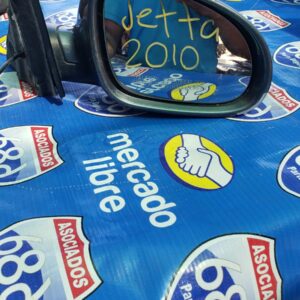 Jetta 2010 retrovisor derecho R5610