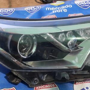 Toyota CH-R 2017-2019 foco derecho (Rack B-3)