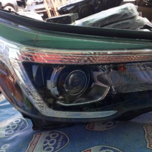 Forester 19-20 -R- B-3080 foco derecho (Rack A-3)  BODEGA