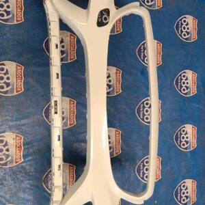 Merecez claseC W205 66531 defensa delantera bodega