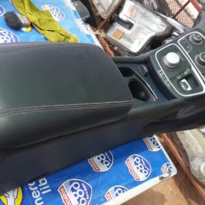 Chrysler 200 2015-2017 consola central