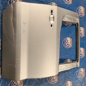 Silverado 14-21 B-5070 Puerta trasera derecha bodega