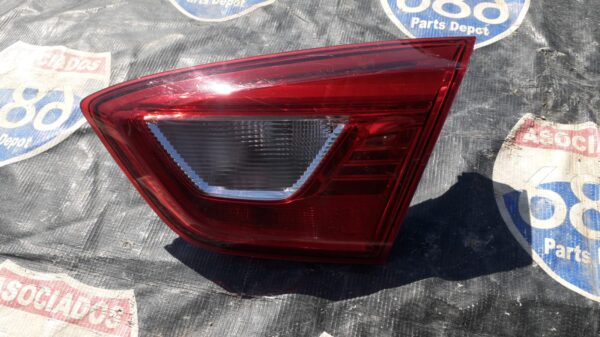 Cruze 16-19 – B-4004 mica derecha