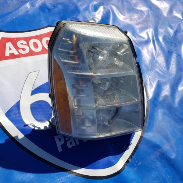 Cadillac escalade 2008-2011 foco (faro) derecho
