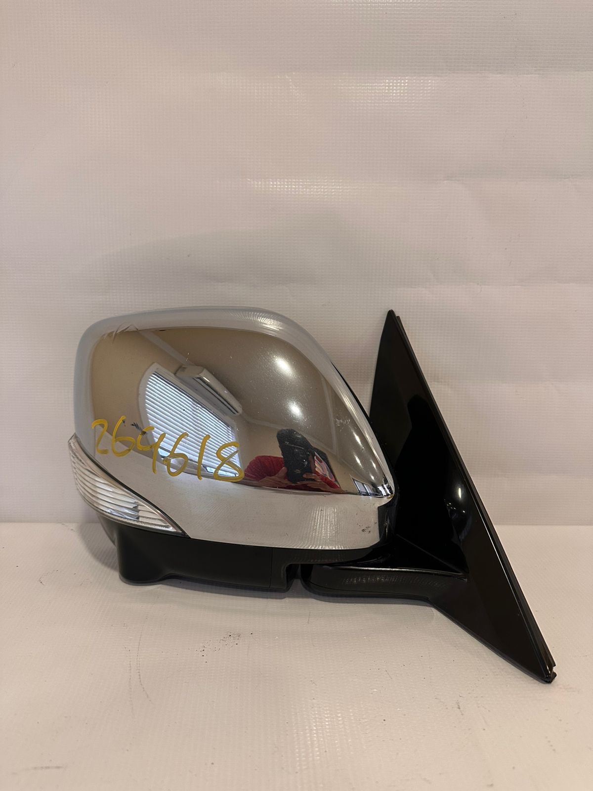 Retrovisor derecho Nissan armada 2016/2021 F21