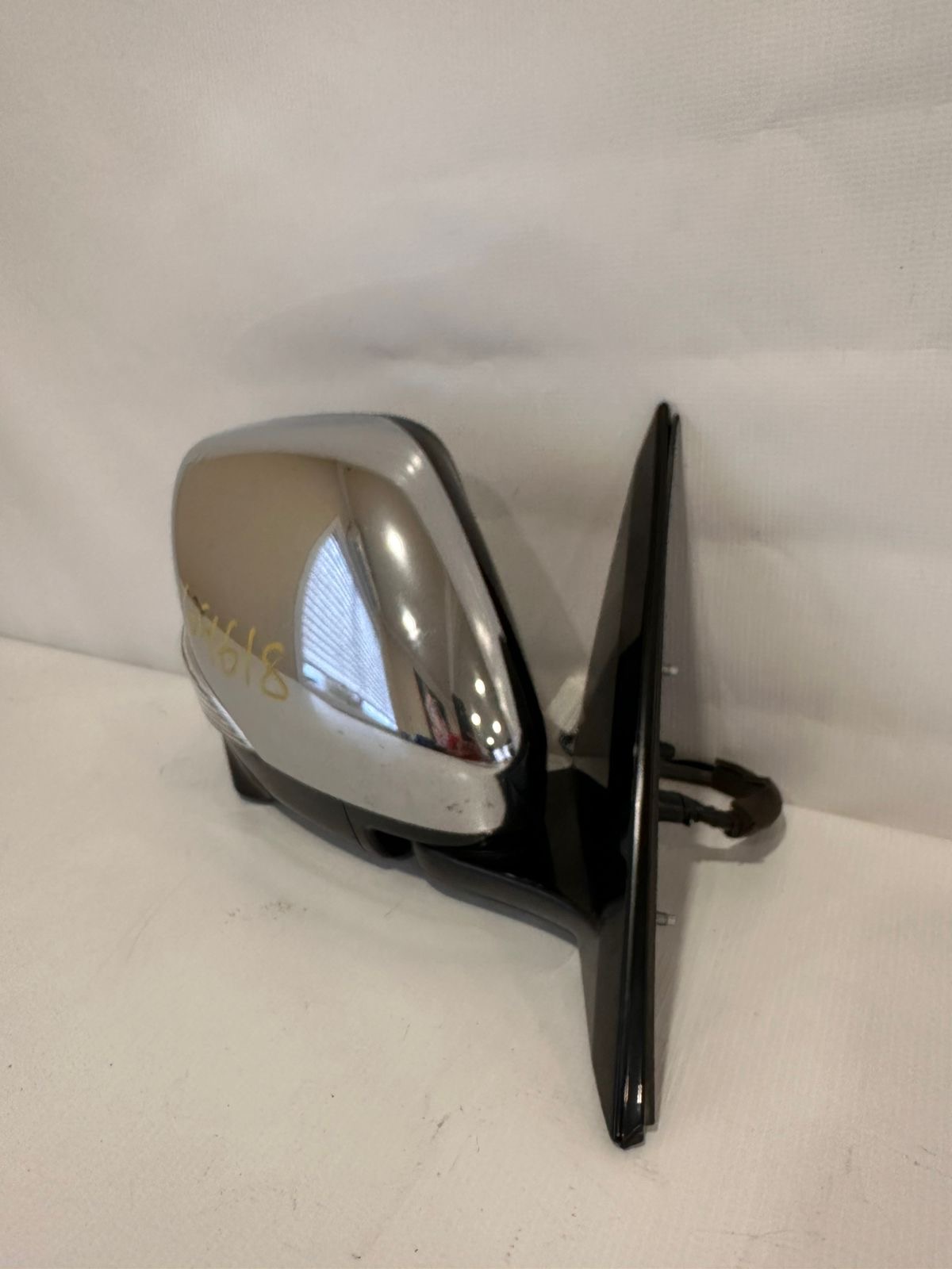 Retrovisor derecho Nissan armada 2016/2021 F21