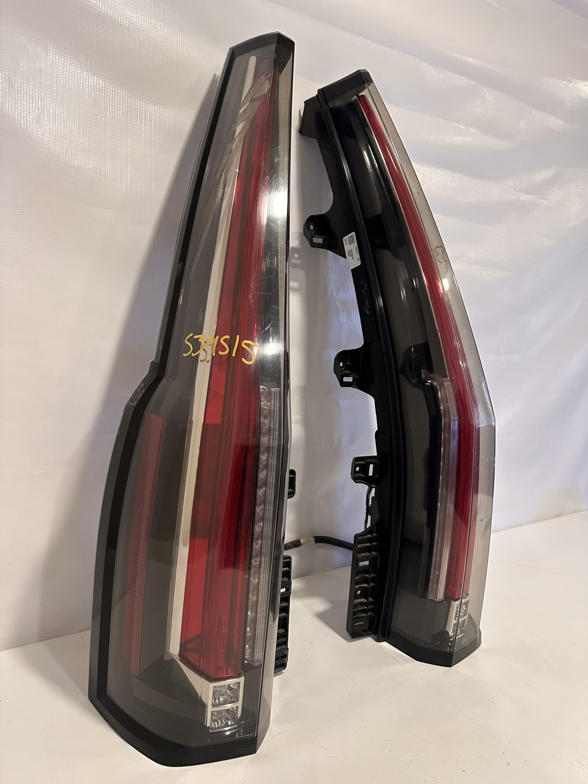 Mica Trasera Para Cadillac Escalade 2007-2014 Lado Piloto (Izquierdo) F31