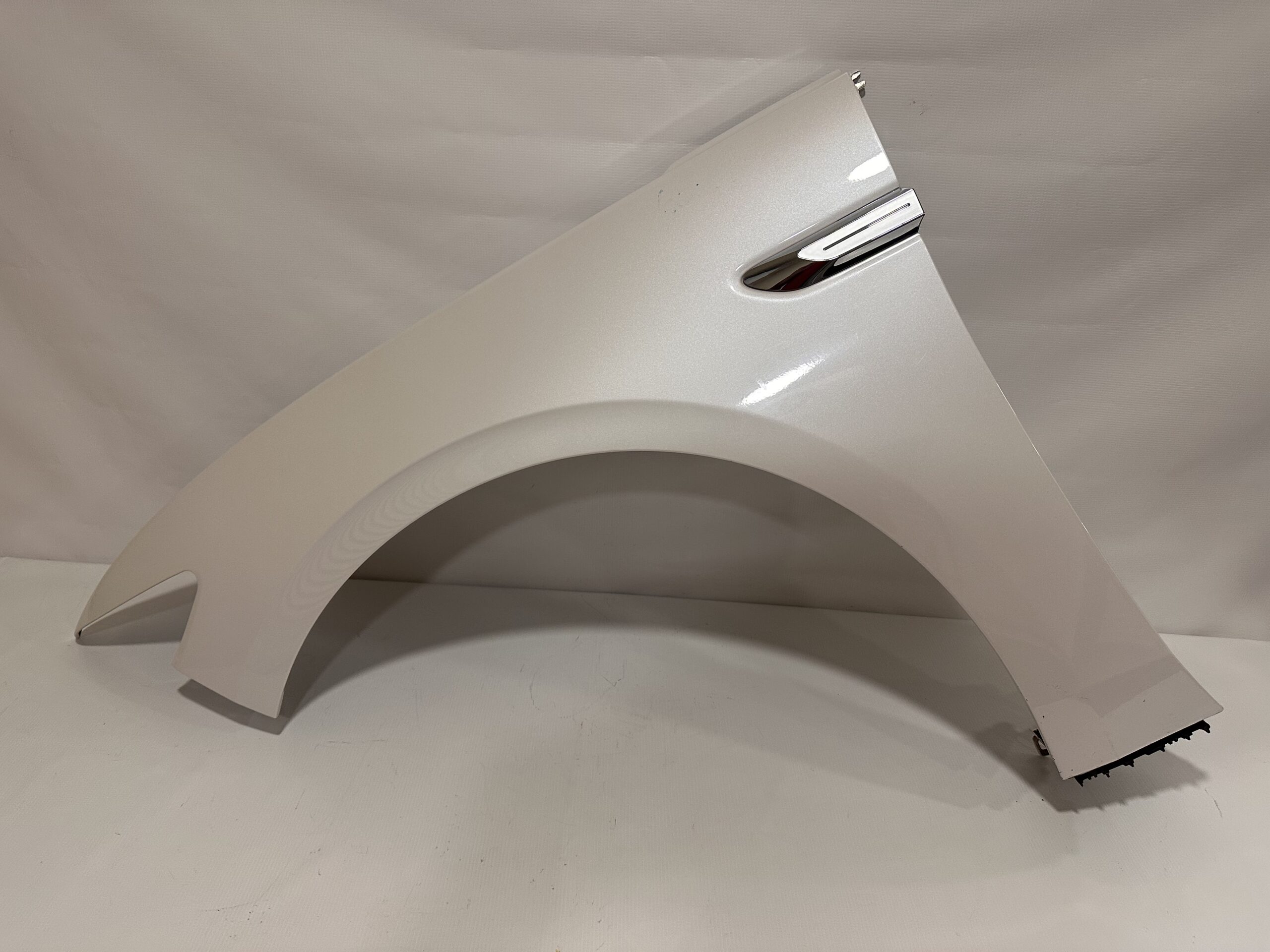 Guardafango Para Lincoln Continental 2019-2020 Lado Piloto (izquierdo) F40