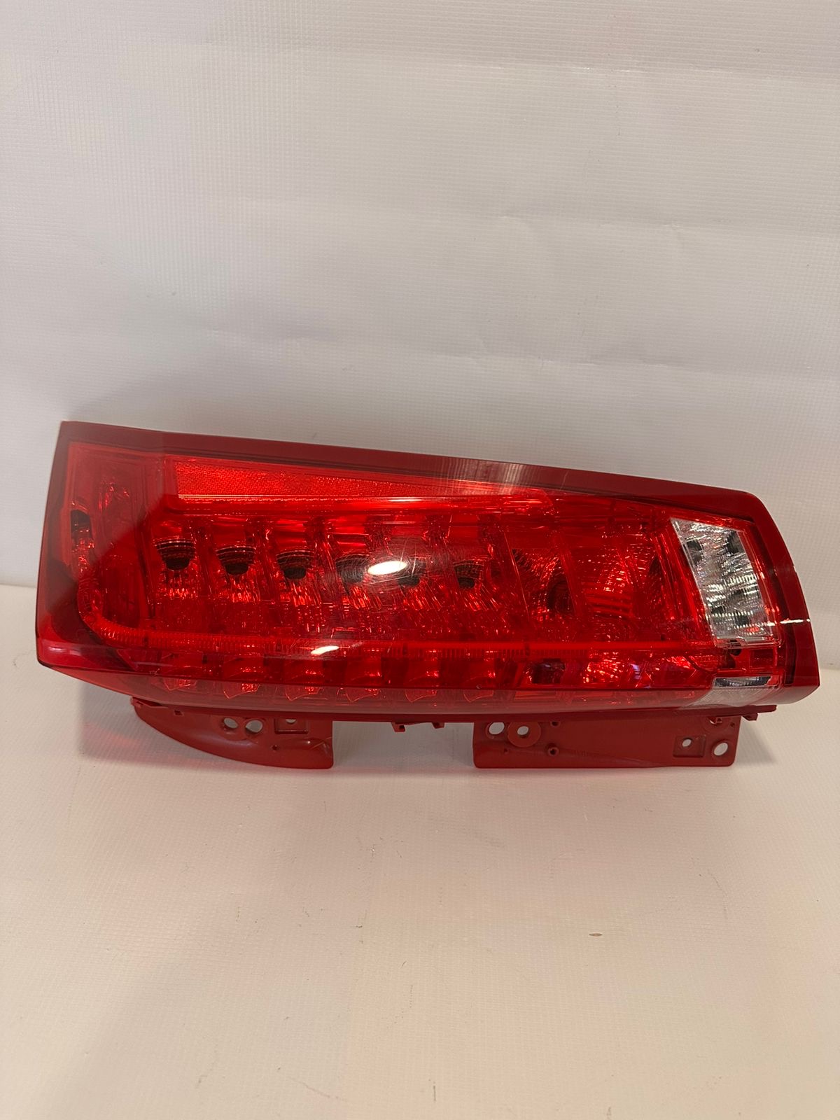 Mica derecha calavera Cadillac Srx 2010/2016 F19