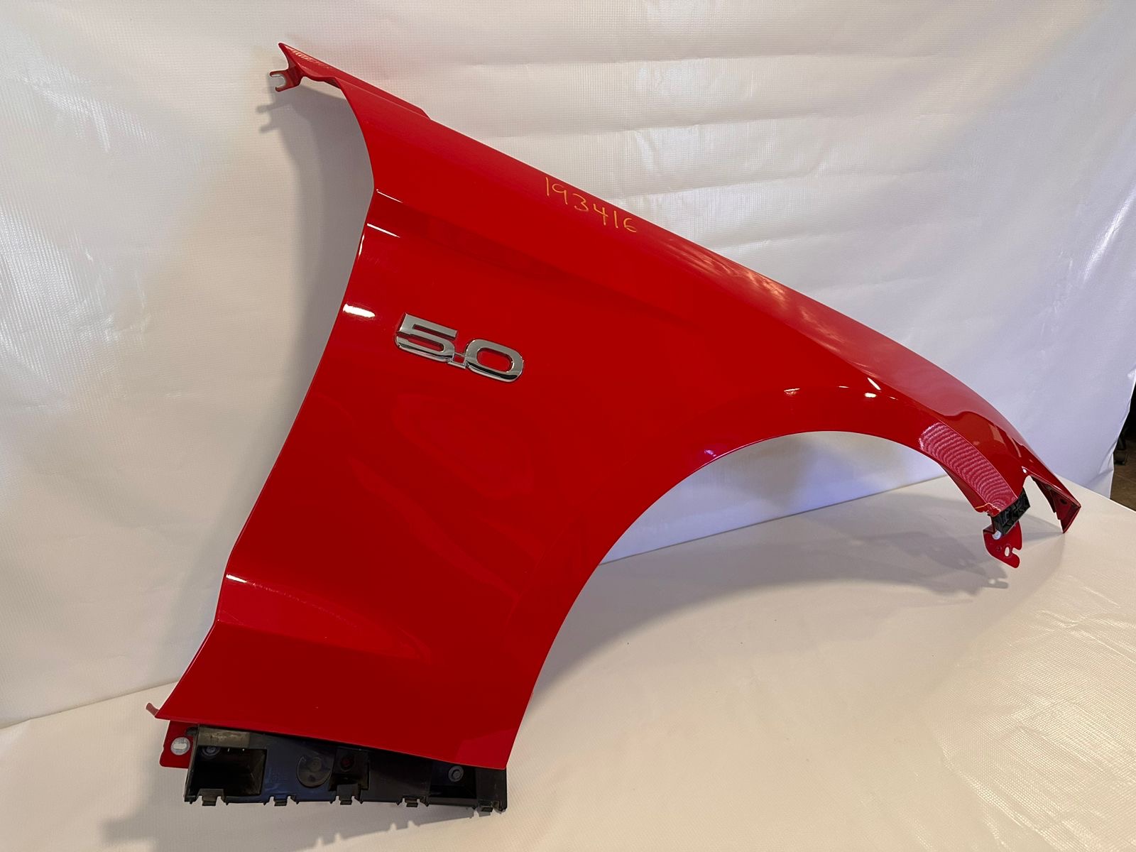 Guardafango derecho Mustang 2015-2017 F 06