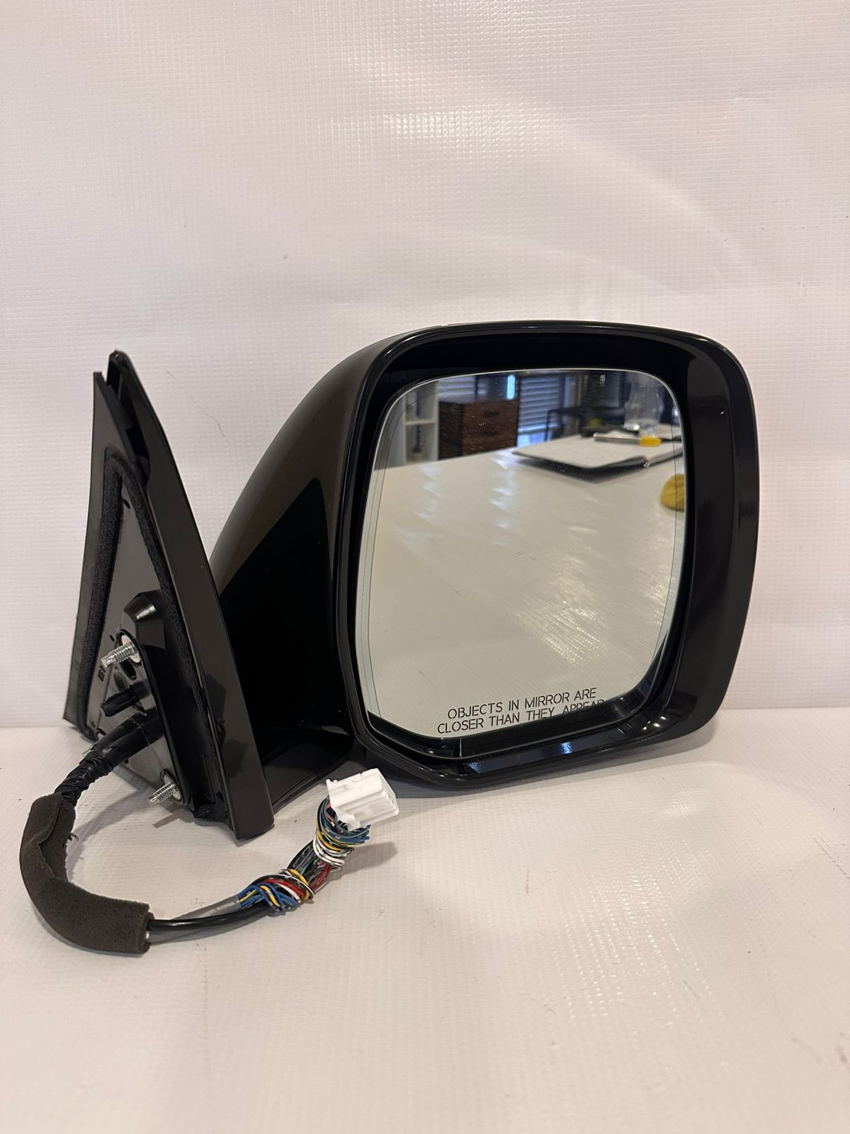 Retrovisor derecho Nissan armada 2016/2021 F21