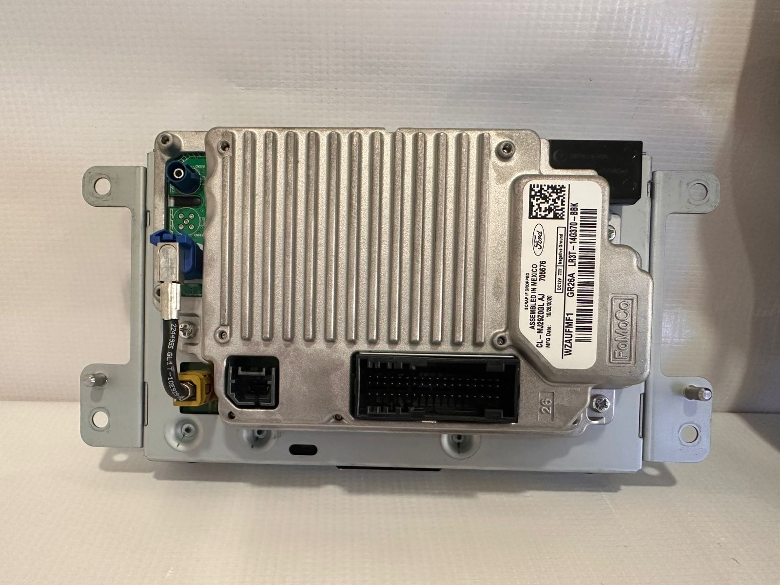 Pantalla Y bicel Mustang 2015-2023 Sync 3 F 04