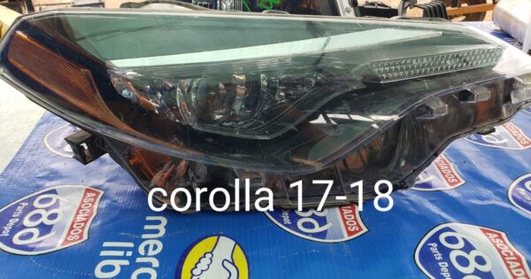 Corolla 2017-2018 foco derecho