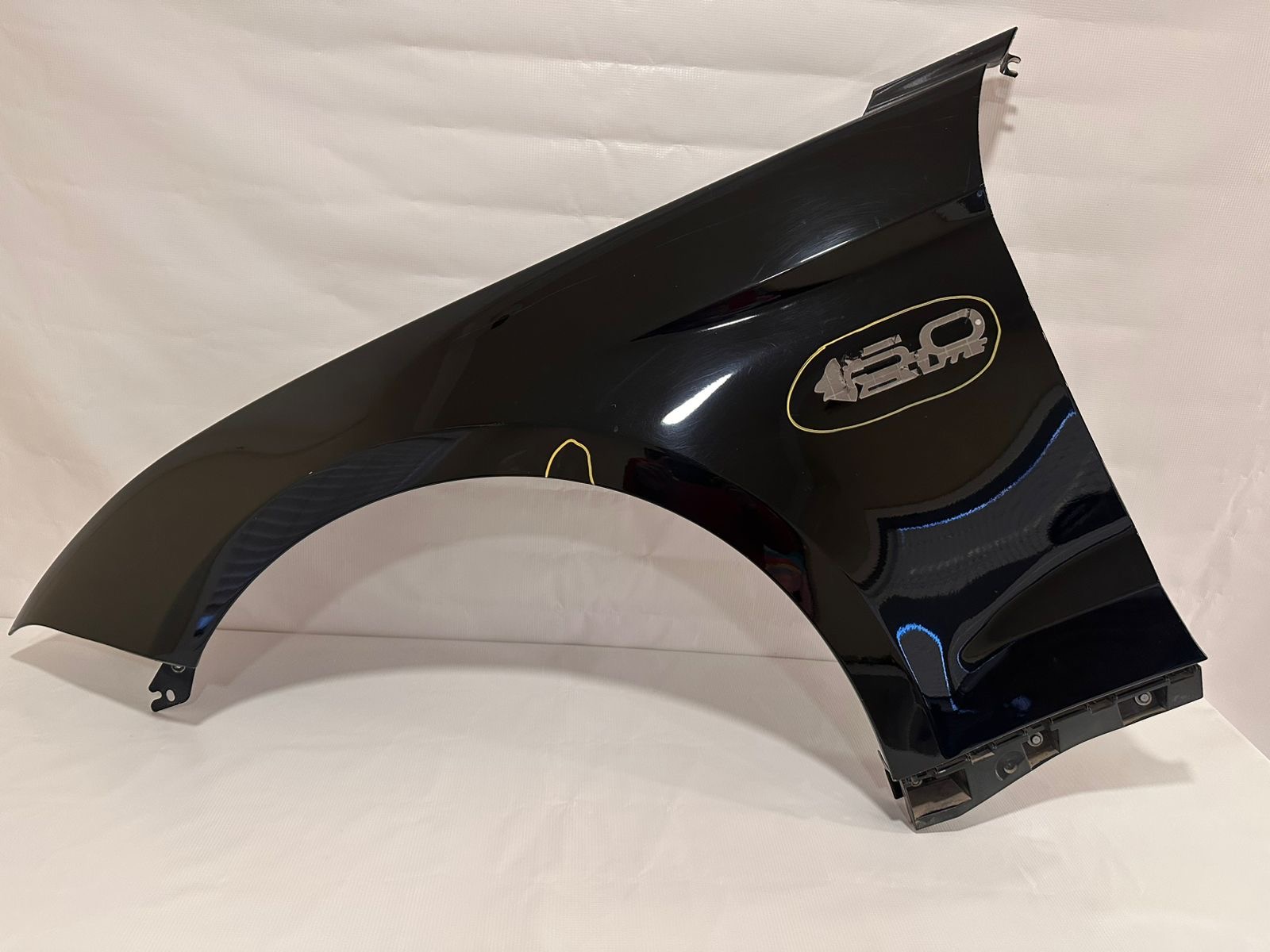 Guardafango Izquierdo Mustang 2018-2023 F3